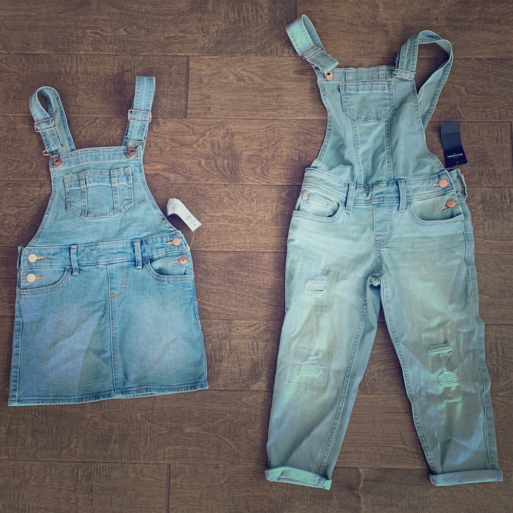 Girls Abercrombie Kids Overalls/Jumper (Size 5/6)